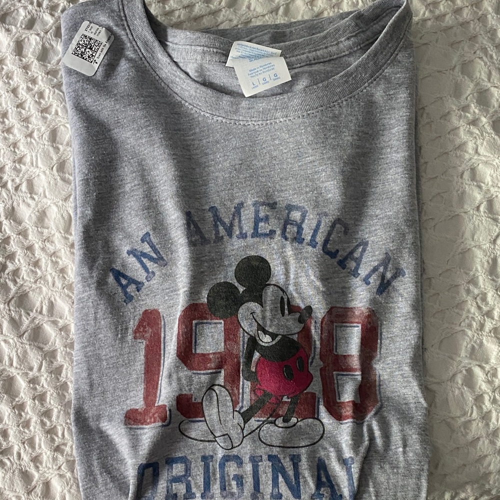 Port and Company Gray Graphic Tee